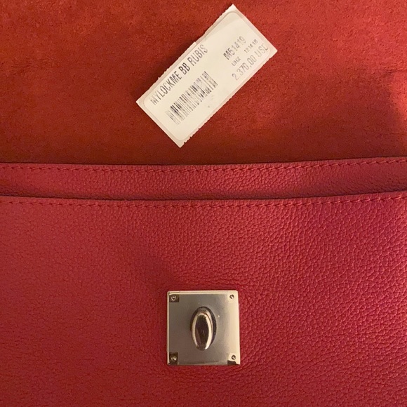 LV MyLockMe Chain Bag with LV Dustbag - Picture 10 of 12